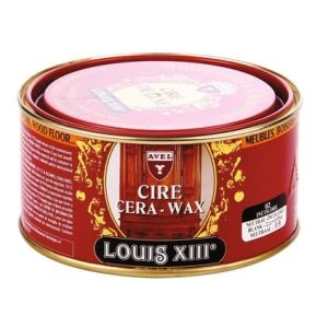 Cera de lujo Louis XIII incolora.